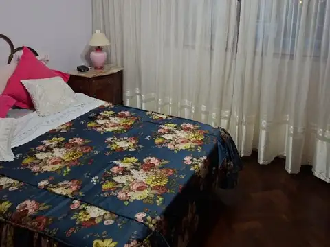 DEPARTAMENTO EN VENTA  PRIMER PISO POR ESCALERA