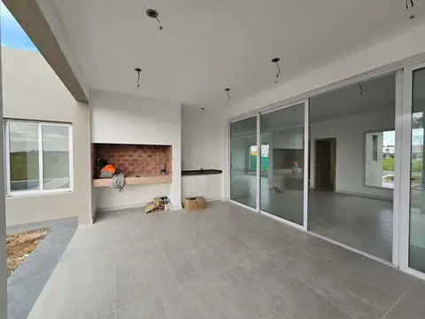 Casa en Alquiler de 3 dormitorios