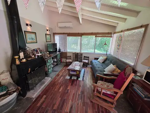 Casa en Venta con 1 cochera