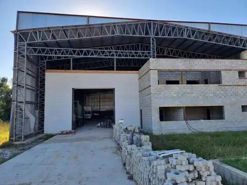 Depósito en  ALQUILER - Ruta 8 y 6