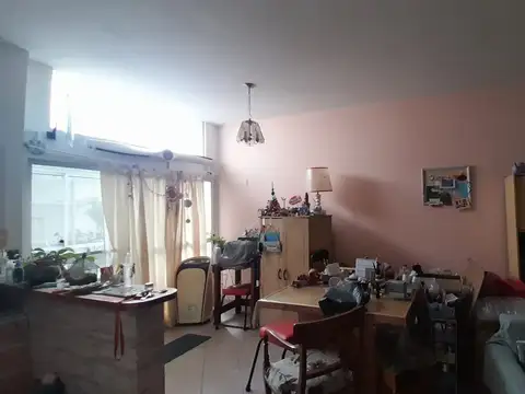 Depto Tipo Casa en Venta en Parque Avellaneda, USD 78.000