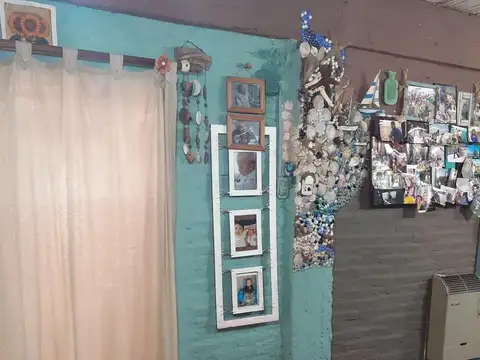 Casa 5 ambientes con 2 baños