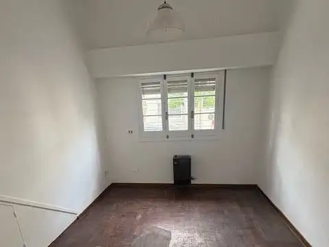 Depto Tipo Casa en Venta 45 años