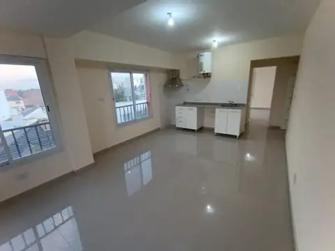 Departamento en Alquiler en Centro, $ 650.000