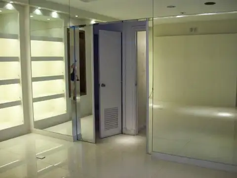 Local en Venta 60 años