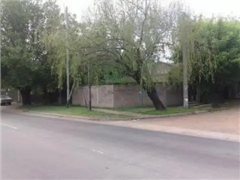 ATENCION INVERSORES CASA SOBRE COLECTORA DE AUTOPISTA DEL OE