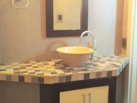 LOCAL COMERCIAL  EN ALQUILER, ZONA BOEDO - AV. San Juan 3600-