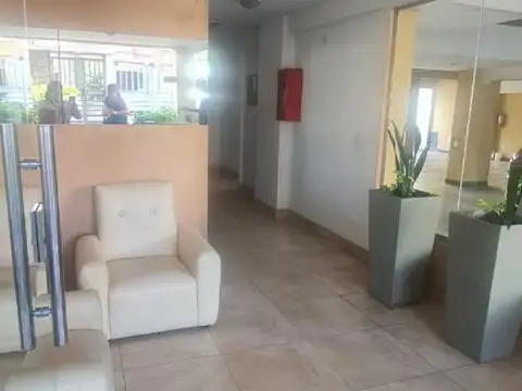 Departamento en Alquiler en Haedo Sur, $ 590.000