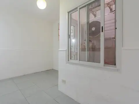 VENTA PH ALMAGRO 3 AMB  RECICLADO AL FRENTE EN PB