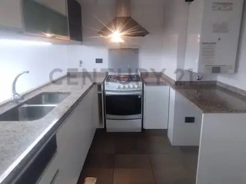 Almirante Brown 1400, Piso 0