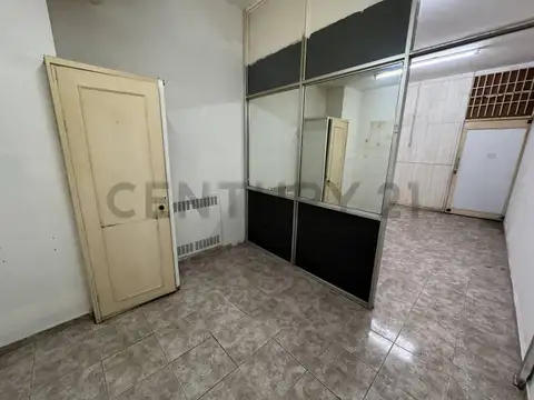 VENTA LOCAL EN GALERIA CENTRAL