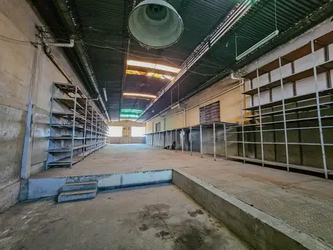 Galpon en Venta 50  mts Fondo