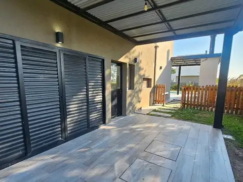 Casa 4 ambientes con 4 baños