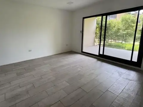 Depto Tipo Casa en Alquiler de 2 ambientes