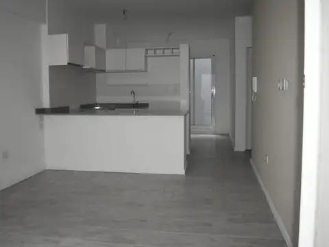 Venta de Monoambiente en San Cristóbal a estrenar con patio