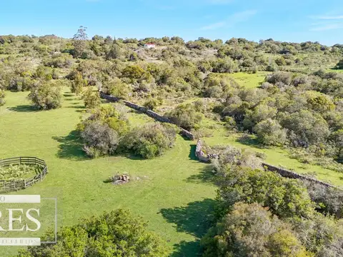Chacra de 12ha con casa en las sierras de Maldonado ruta 39