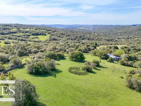 Chacra de 12ha con casa en las sierras de Maldonado ruta 39