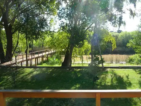 Venta casa en barrio cerca de canal del este