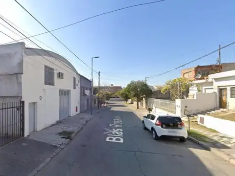 Local en Alquiler Via Púb.