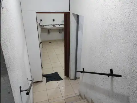 Local Galpon Salon en alquiler en San Vicente