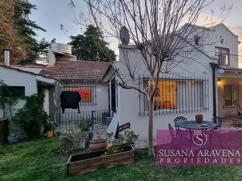 Casa 5 ambientes con 3 baños