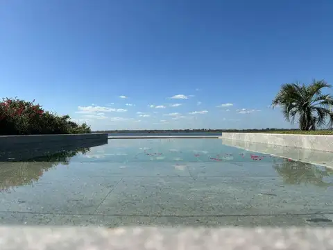 Barrio Marinas lote al Lago