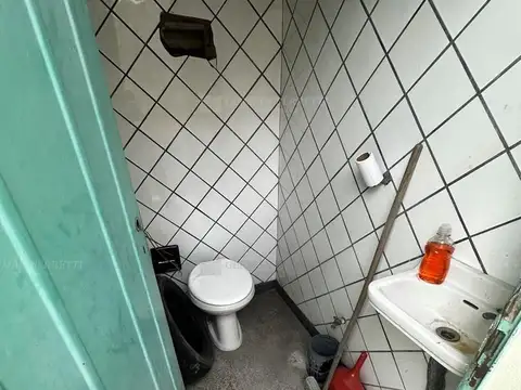 Local en Alquiler en Lanus Este, $ 350.000