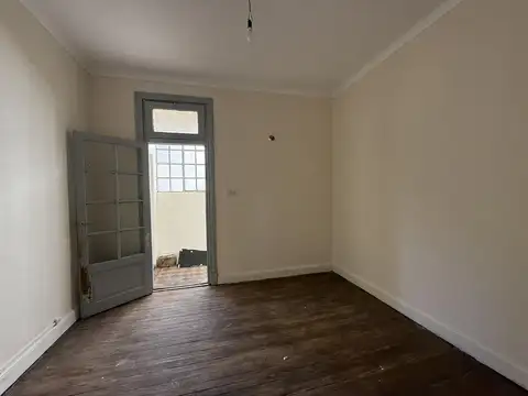 Depto Tipo Casa 2 ambientes con 1 baño