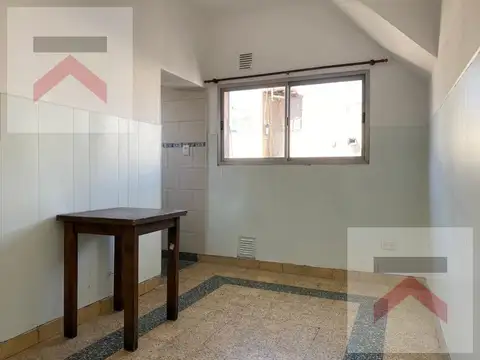 Depto Tipo Casa en Venta de 2 ambientes