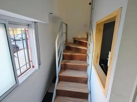 Depto Tipo Casa en Alquiler de 2 dormitorios