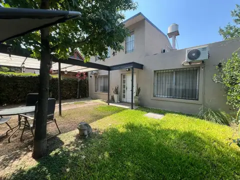 BARRIO LA ALBORADA CASA 5 AMB PATIO -PARRILLA-PILETA-COCHERA PILAR 