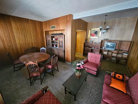 PISO UNICO DE 4 AMBIENTES EN DOS NIVELES  C/COCHERA - VILLA DEVOTO