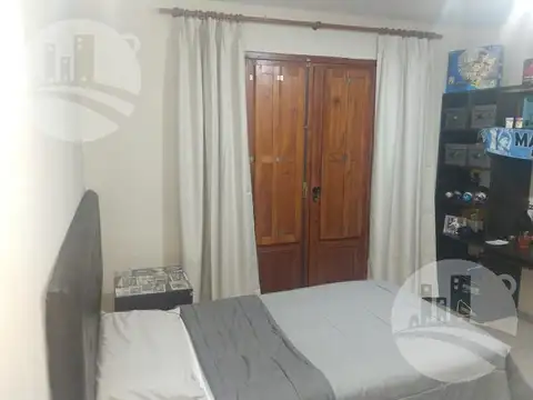 Casa 4 hab. Excelente ubicación y vista