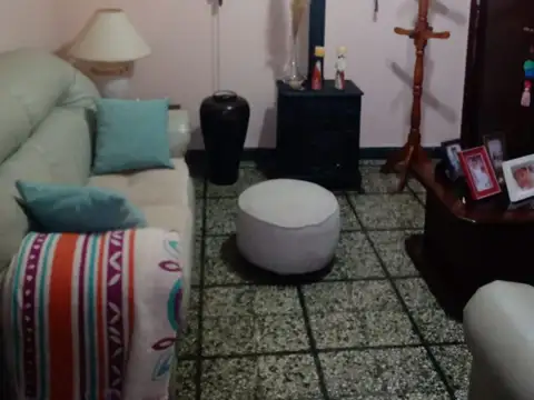 Casa en Venta en Villa Ballester, USD 220.000