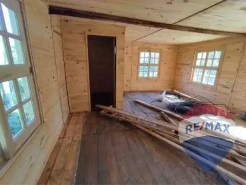 Lote isleño con Cabaña en venta en Dique Luján