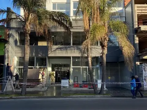 Rivadavia, Av. 15.700