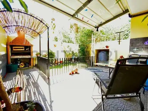 Casa PH en VENTA de 3 dormitorios Villa Elvira, La Plata