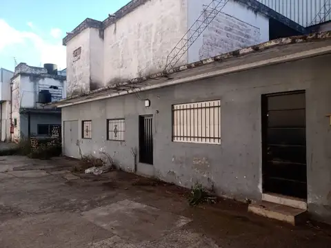 Av Calchaqui 2700