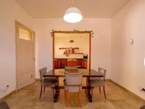 Casa 4 ambientes con 3 baños