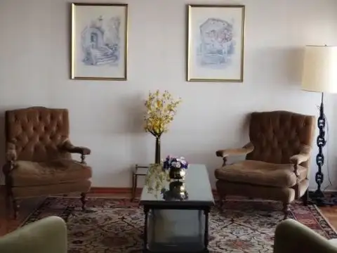 Departamento en Alquiler Temporal con 1 cocheras