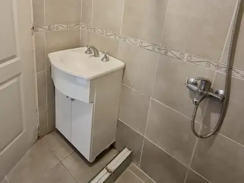 2 AMB MUY LUMINOSO CON EXCELENTE VISTA SOBRE AVENIDA