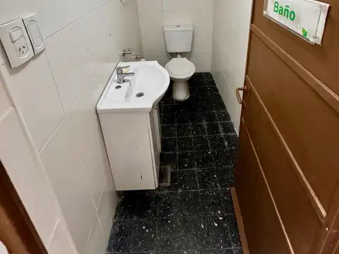 Local en Venta en Balvanera, USD 85.000