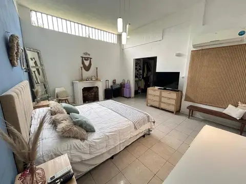 CASA VENTA EN CORIMAYO, TRES DORMITORIOS BURZACO