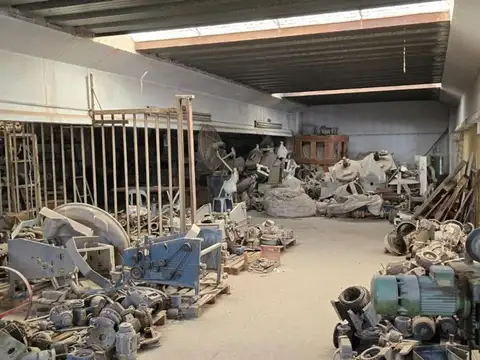 Ing Luis Huergo Y Trabajadores De La Industria