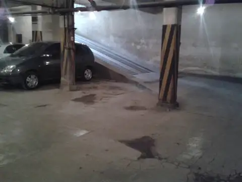 EN VENTA ESPACIO DE COCHERA EN SUBSUELO - FICHA 7209