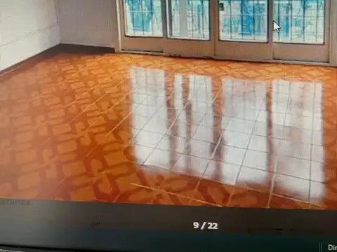 EXCELENTE OPORTUNIDAD LOCAL CON VIVIENDA EN PLANTA EN RAMOS MEJIA SUR, TERRENO PROPIO