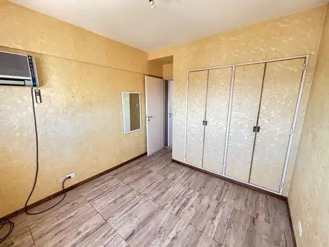  EN EXC. UBICACION, SUPER LUMINOSO EN MUY BUEN ESTADO 