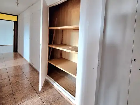 DEPARTAMENTO/ APTO CRÉDITO/ 1er Piso/ 3 Dorm./ Edificio Complejo Papeleros Zárate.