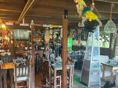 Local en Venta en Villa Gesell, USD 198.000