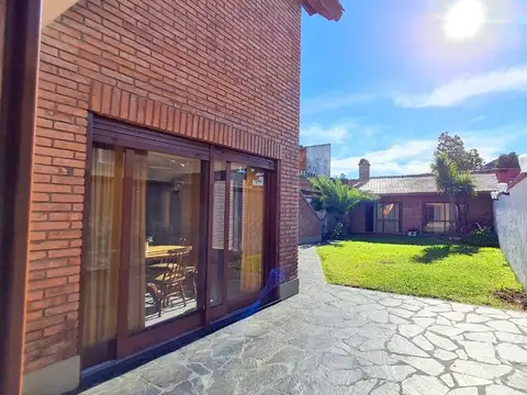 Casa en Venta en Lanus Oeste, USD 269.900